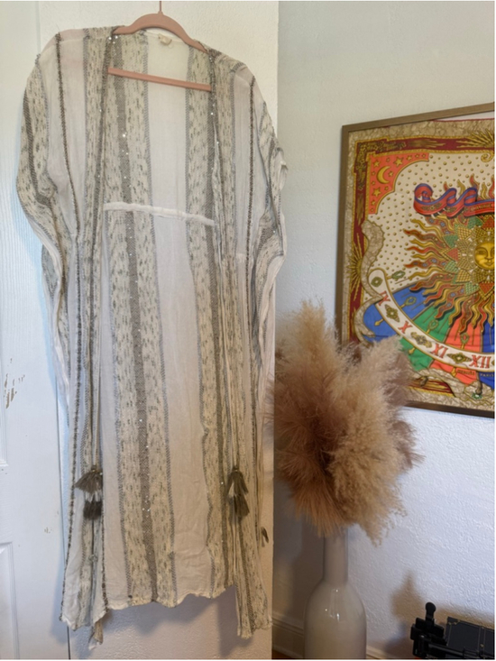 Surf Gypsy Other - Preowned, Women's Surf Gypsy White & Silver Sequin Striped fulllength Coverup, S